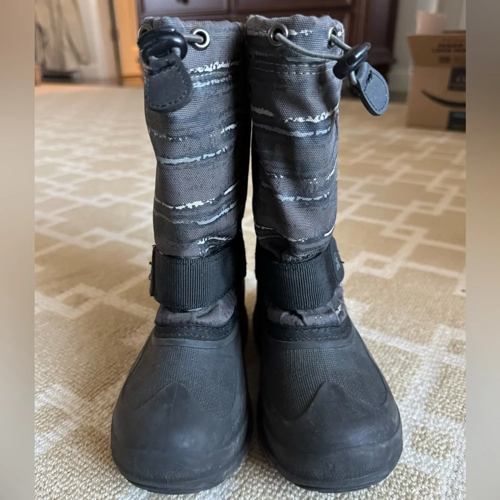 Kamik Kids Waterproof Snow Boots Insulated Warm Winter Shoes Gray Black Size 13